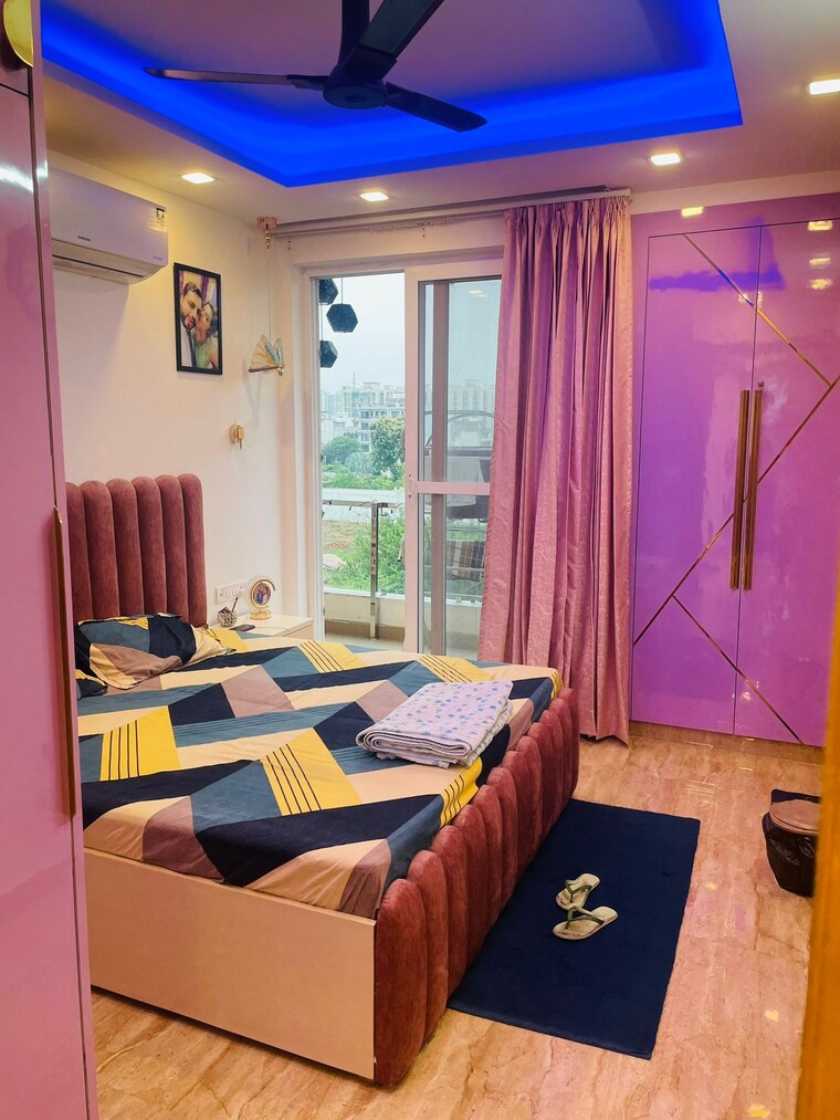 Bedroom, parklands 3 Bedroom 250 Sq.Yd. Builder Floor In Sector 85 Faridabad 9302277