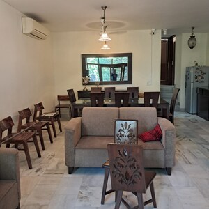 3 BHK Builder Floor For Rent in Gulmohar Park
