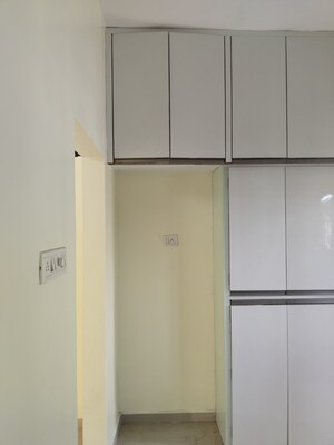 Furnished Amenities in 2 BHK Apartment at Manish Nagar – for Rent