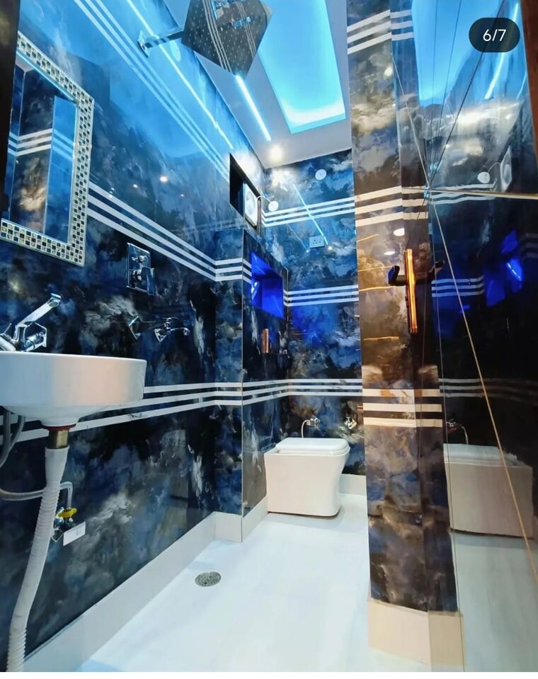 Attached Bathroom, bhagwati vihar 3 Bedroom 100 Sq.Yd. Builder Floor In Bhagwati Vihar Delhi 9302314