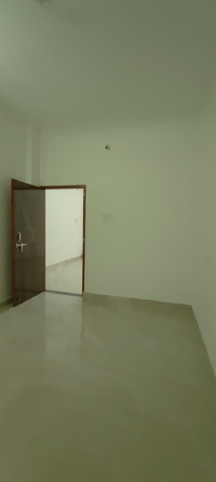 Room, changurabhata 2 Bedroom 1000 Sq.Ft. Independent House In Changurabhata Raipur 9302321