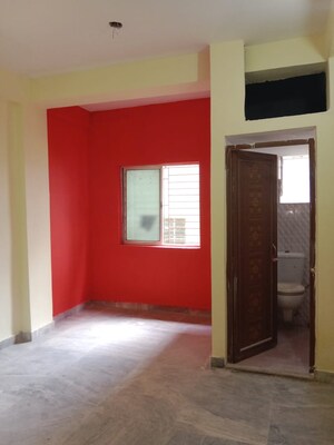 Room in 2 BHK Apartment at Mukundapur – for Sale