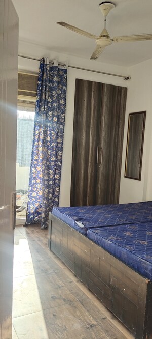 Bedroom in 1 BHK Apartment at Zeta I Greater Noida – for Rent