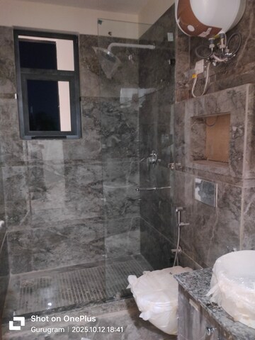 Bathroom in 3 BHK Builder Floor at Sector 14 – for Rent