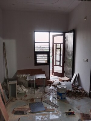 1.5 BHK Builder Floor For Rent in Sector 18