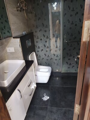 Attached Bathroom in 3 BHK Apartment at Puru Apartments, Rohini Sector 13 – for Rent