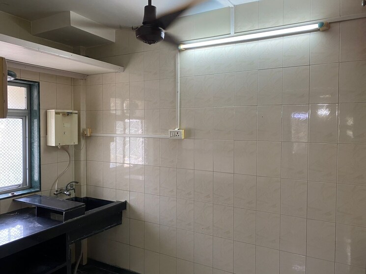 Bathroom, sneh-chs-andheri-west 1 Bedroom 420 Sq.Ft. Apartment In Andheri West Mumbai 9302370