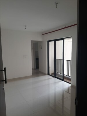 Room in 3 BHK Apartment at Runwal Gardens, Dombivli East – for Rent