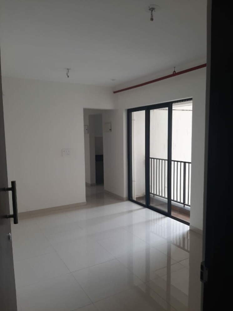 Room, runwal-gardens 3 Bedroom 1500 Sq.Ft. Apartment In Dombivli East Thane 9302372