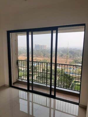 Room in 3 BHK Apartment at Runwal Gardens, Dombivli East – for Rent
