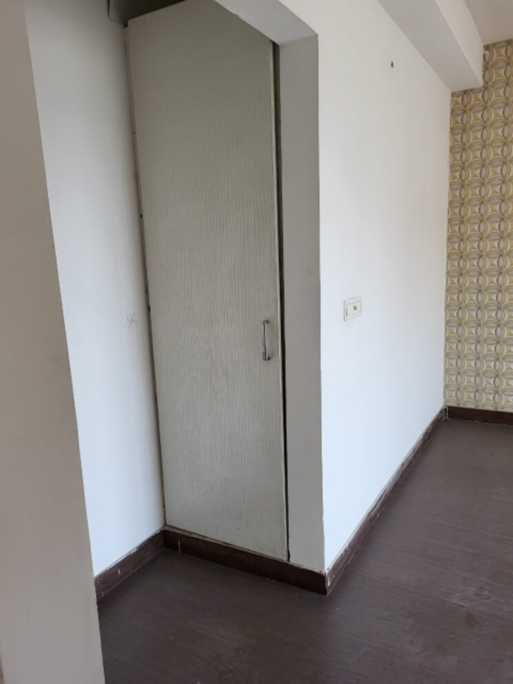 Room, bptp-the-resort 3 Bedroom 2019 Sq.Ft. Apartment In Sector 75 Faridabad 9302380