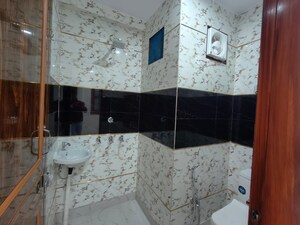 Kitchen in 1.5 BHK Builder Floor at Mayur Vihar – for Rent