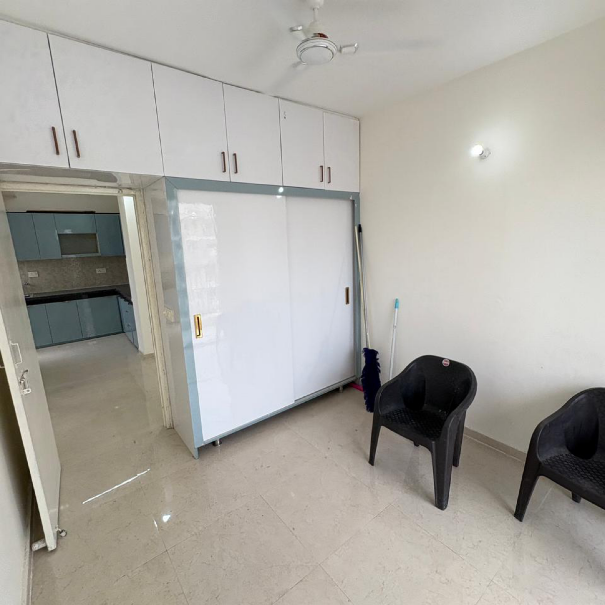 2 BHK Apartment For Rent in Signature The Millennia 2