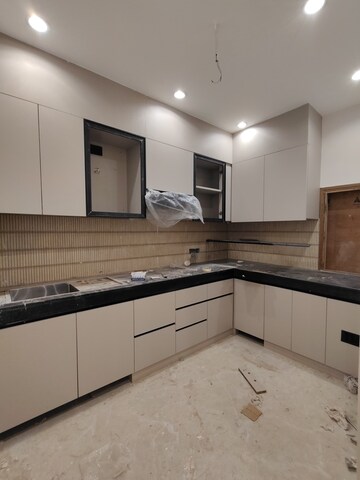 Kitchen in 3 BHK Builder Floor at East Of Kailash – for Sale