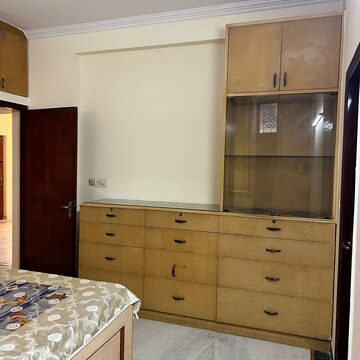 Kitchen in 3 BHK Apartment at Parsvnath Prestige, Sector 93a – for Rent