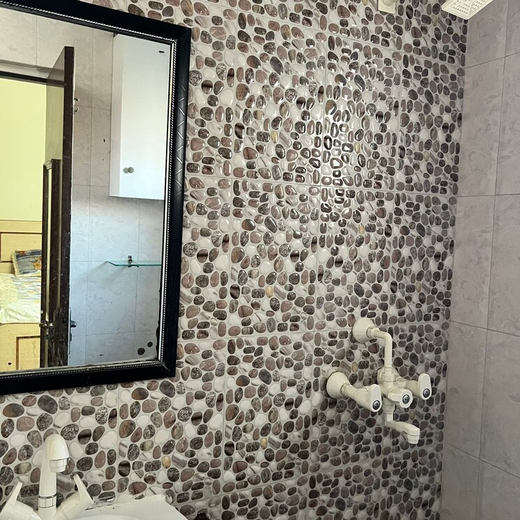 Bathroom, parsvnath-prestige 3 Bedroom 2750 Sq.Ft. Apartment In Sector 93a Noida 9302465