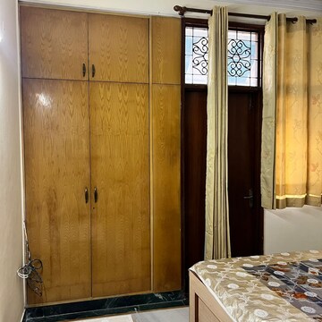 Bedroom in 3 BHK Apartment at Parsvnath Prestige, Sector 93a – for Rent