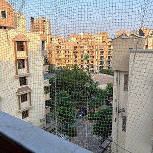 Master Plan in 3 BHK Apartment at Parsvnath Prestige, Sector 93a – for Rent