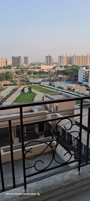 2 BHK Apartment For Rent in Signature The Millennia 2, Sector 37d