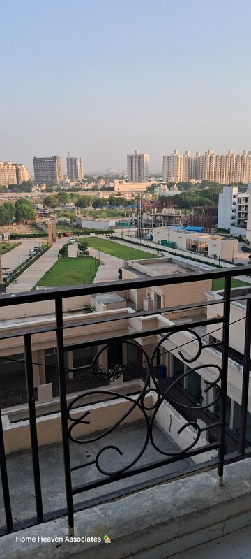 2 BHK Apartment For Rent in Signature The Millennia 2, Sector 37d