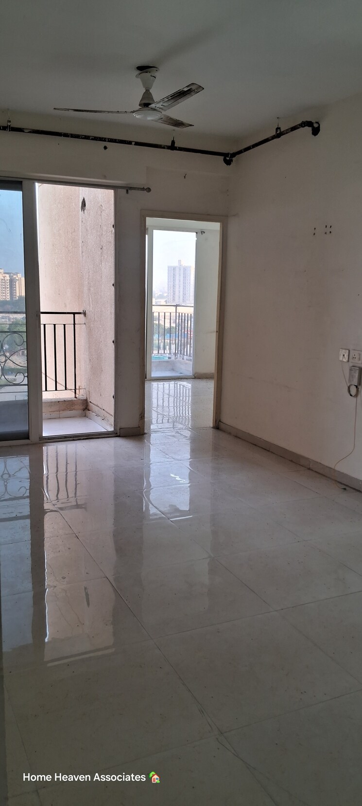 Kitchen, signature-the-millennia-2 2 Bedroom 681 Sq.Ft. Apartment In Sector 37d Gurgaon 9302478