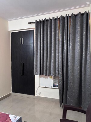 Building Lobby in 3 BHK Apartment at Supertech 34 Pavilion, Sector 34 – for Rent