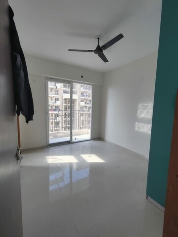 Furnished Amenities in 2 BHK Apartment at Signature The Millennia 2, Sector 37d – for Rent