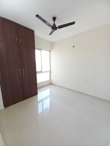 Room in 2 BHK Apartment at Signature The Millennia 2, Sector 37d – for Rent