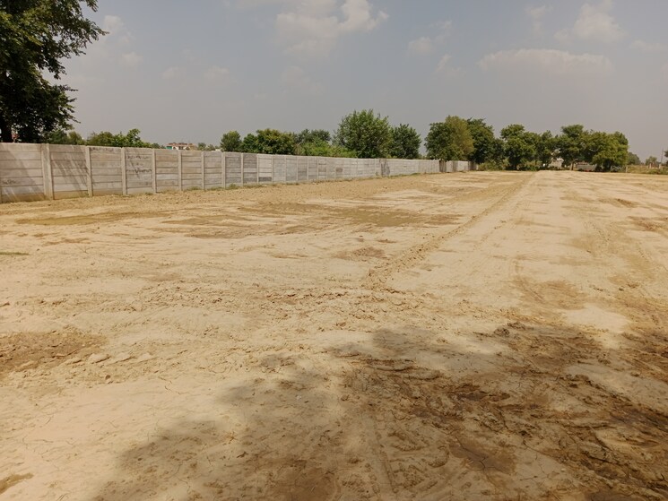 undefined, gwalior road  160 Sq.Yd. Plot In Gwalior Road Agra 9302597