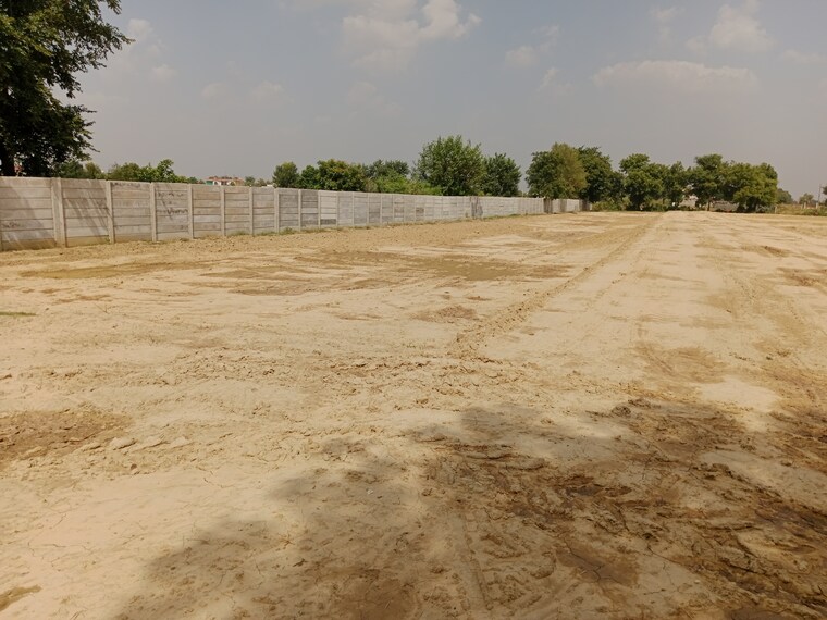 undefined, gwalior road  160 Sq.Yd. Plot In Gwalior Road Agra 9302597