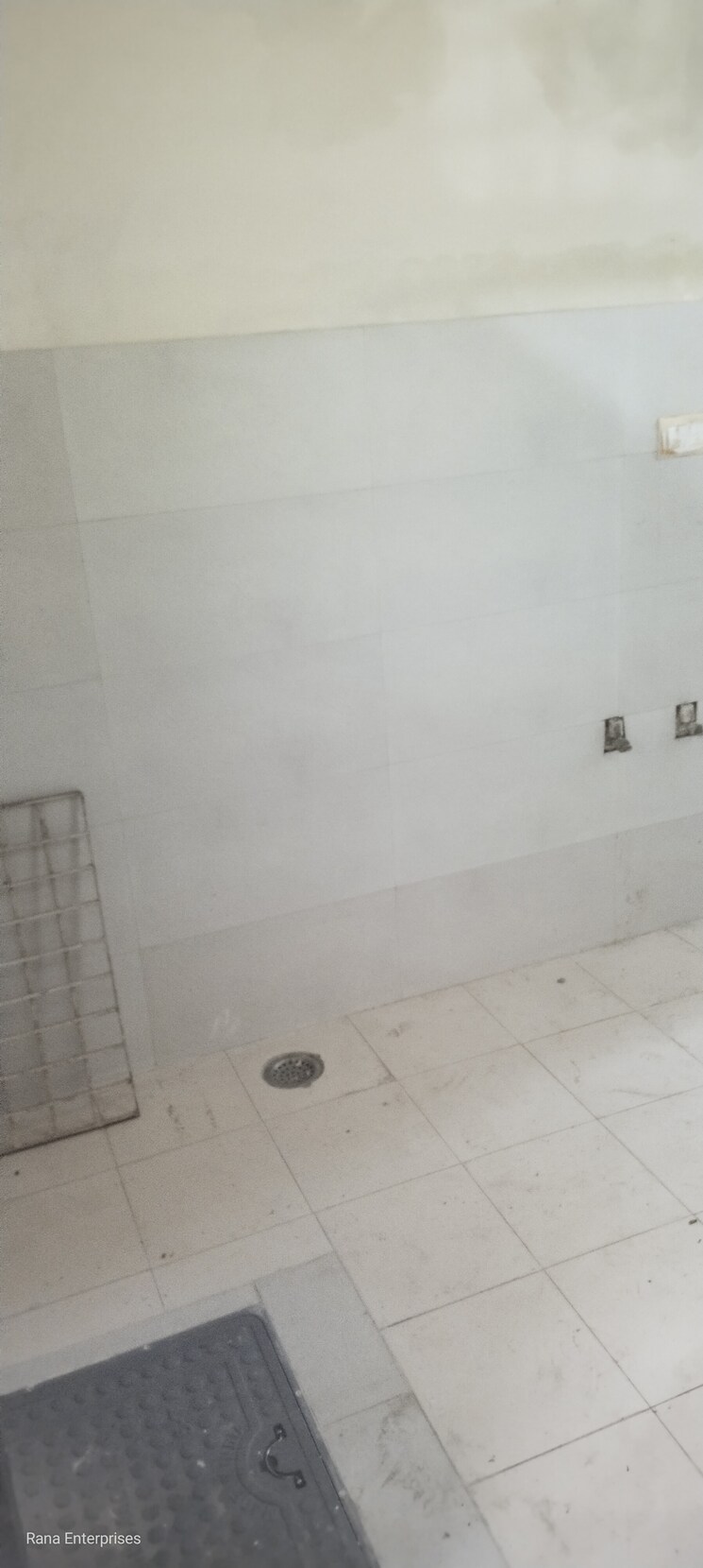 Bathroom, ansal-palam-triangle 2 Bedroom 850 Sq.Ft. Builder Floor In Palam Vihar Extension Gurgaon 9302546