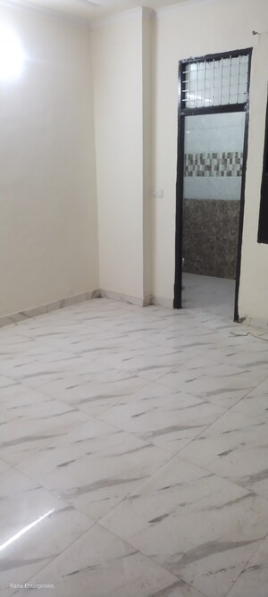 Room in 2 BHK Builder Floor at Ansal Palam Triangle, Palam Vihar Extension – for Rent