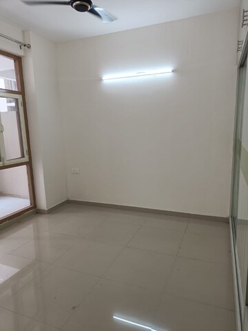 Room in 2 BHK Apartment at Pareena Om Apartments, Sector 112 – for Rent