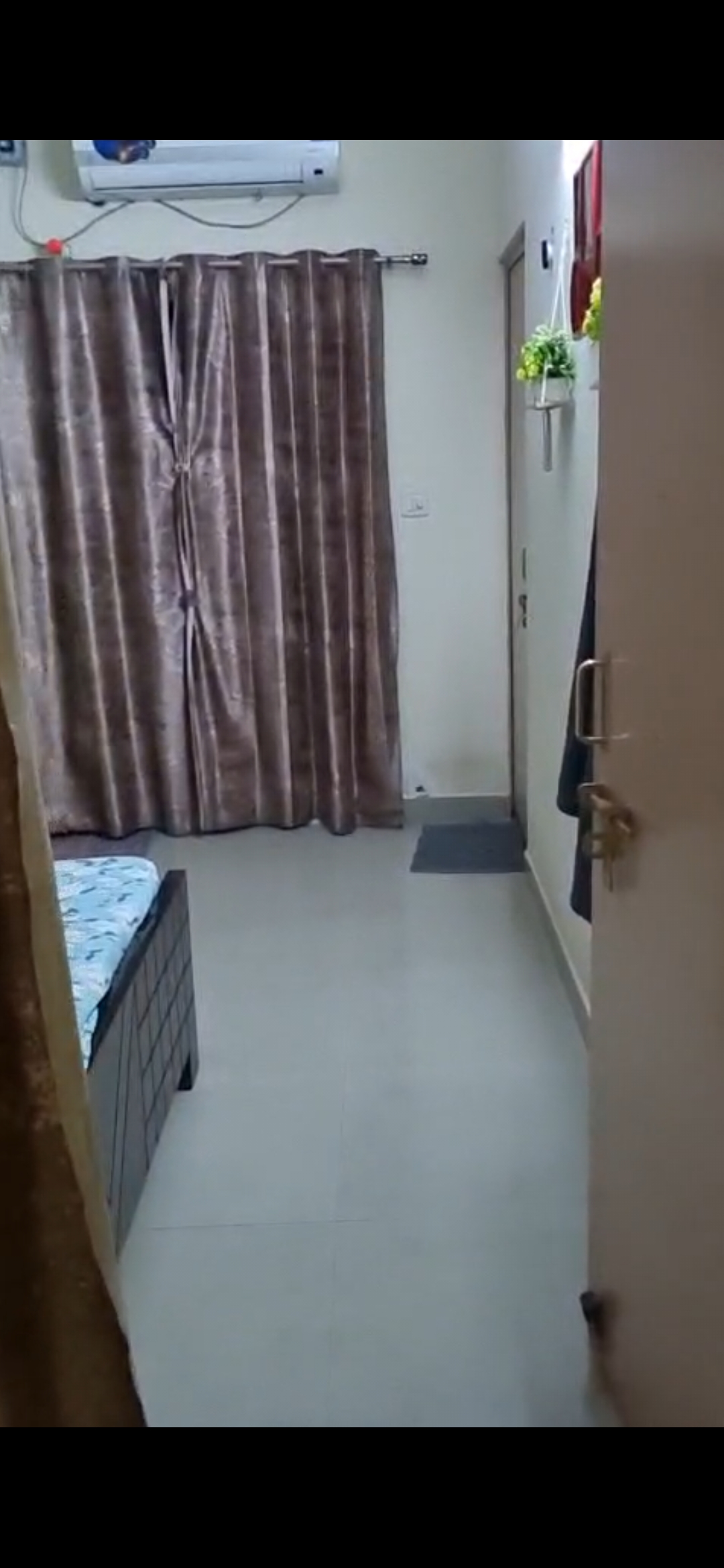 2 BHK + Pooja Room 1100 Sq.Ft. Apartment in UPAVP Ganga Yamuna And Hindon Enclave