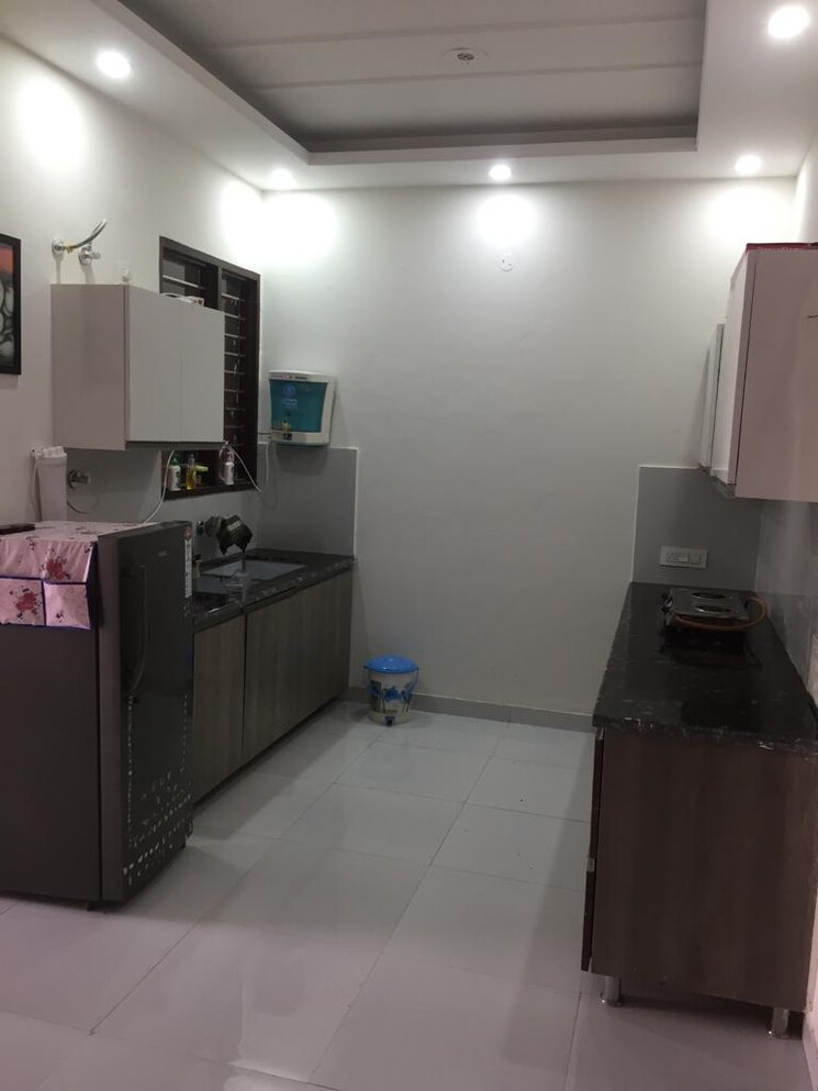 Kitchen, silver-city-extention 3 Bedroom 1600 Sq.Ft. Apartment In Vip Road Zirakpur 9302565