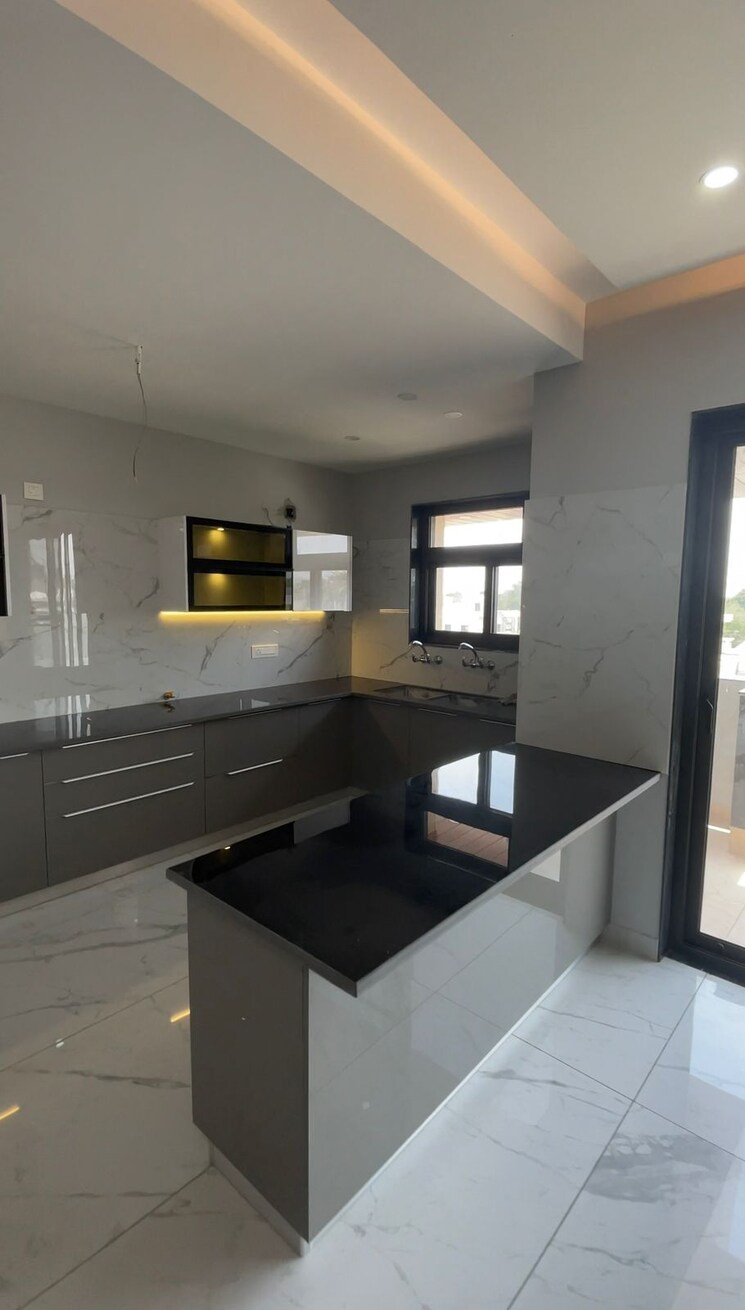 Kitchen, sector 4 3 Bedroom 2250 Sq.Ft. Builder Floor In Sector 4 Panchkula 9302562