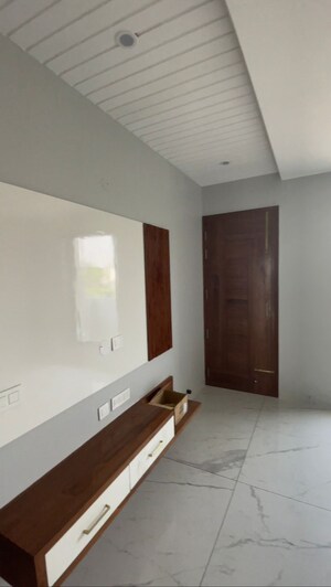 Room in 3 BHK Builder Floor at Sector 4 – for Sale