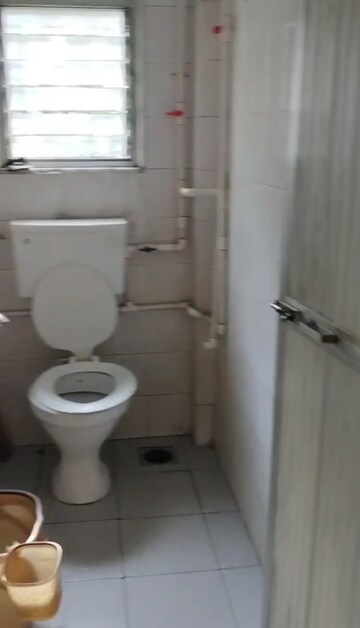 Bathroom in 1 RK Apartment at Mulund East – for Sale