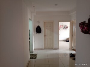 Bathroom in 2 BHK Apartment at Supertech Cape Town, Sector 74 – for Rent