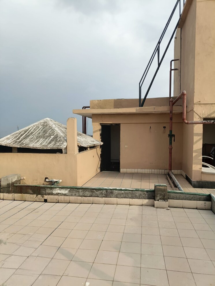 Exterior View, amrapali-zodiac 5 Bedroom 2175 Sq.Ft. Penthouse In Sector 120 Noida 9302637