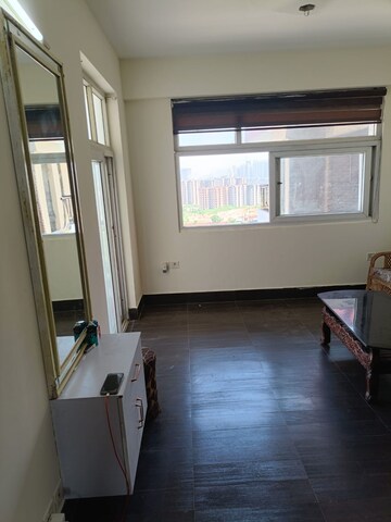 Room in 5 BHK Penthouse at Amrapali Zodiac, Sector 120 – for Sale