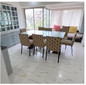 Living Room in 4 BHK Apartment at Mamta Apartment Andheri, Andheri West – for Rent