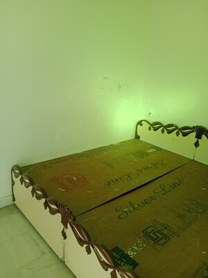 1 BHK Builder Floor For Rent in Sector 13