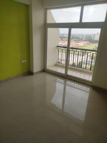 3 BHK Apartment For Rent in Amrapali Crystal Homes, Sector 76
