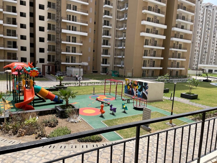 Exterior View, amrapali-crystal-homes 3 Bedroom 1375 Sq.Ft. Apartment In Sector 76 Noida 9302711