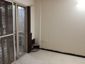 Room in 2 BHK Apartment at Alcon Renaissant, Kharadi – for Rent