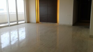 Room in 4 BHK Apartment at Salcon The Verandas, Sector 54 – for Rent