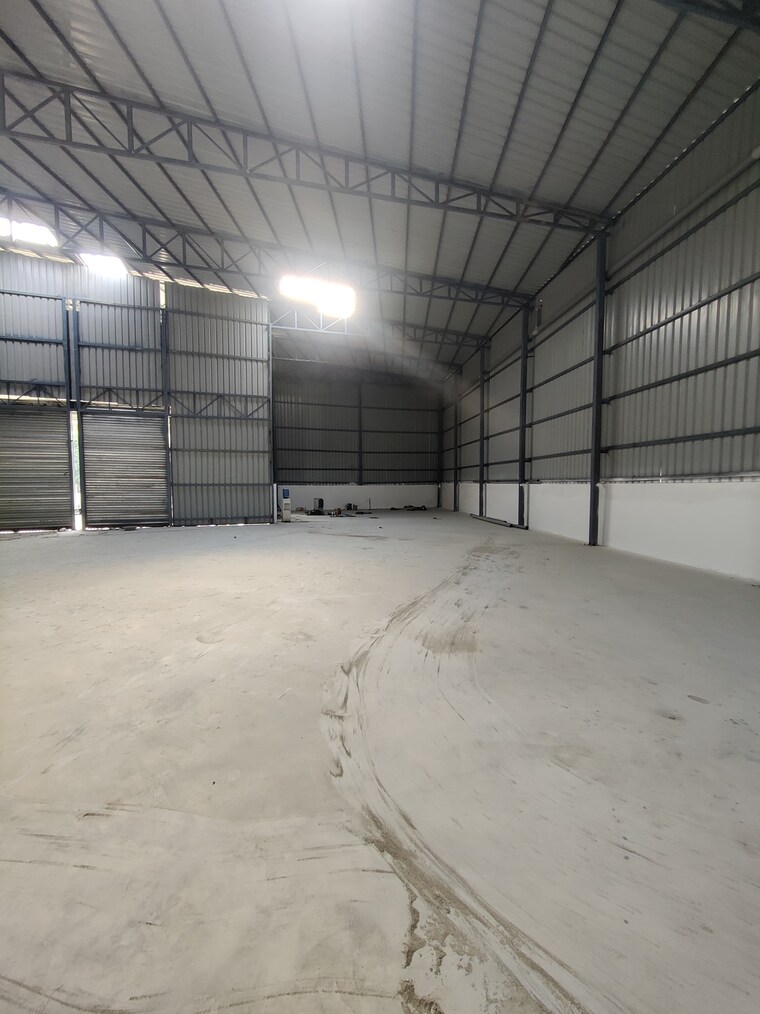 Room, ecotech ii greater noida Commercial Warehouse 21000 Sq.Ft. In Ecotech Ii Greater Noida Greater Noida 9302731