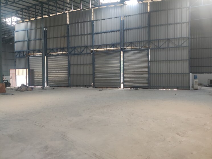 Room, ecotech ii greater noida Commercial Warehouse 21000 Sq.Ft. In Ecotech Ii Greater Noida Greater Noida 9302731