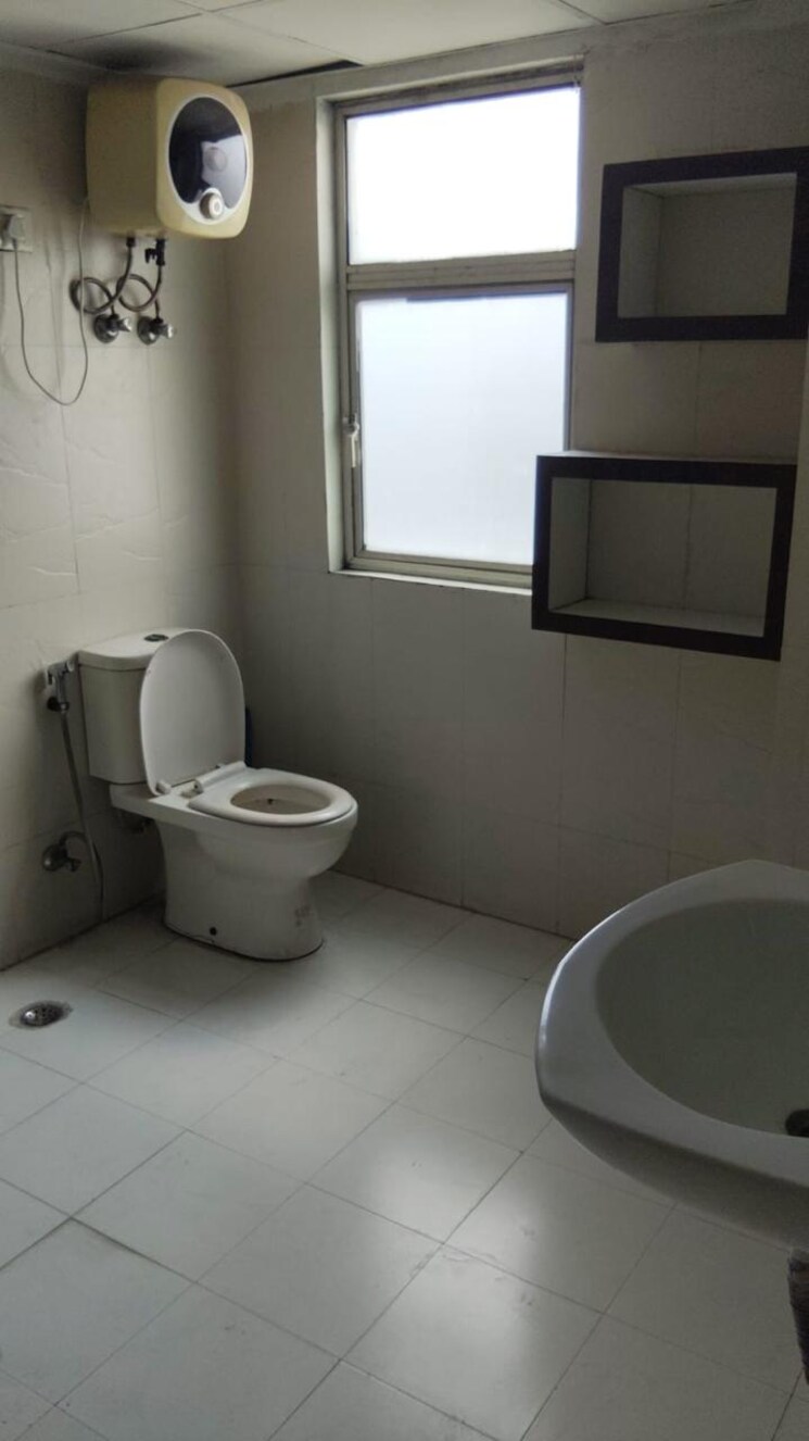 Bathroom, supertech-cape-town 3 Bedroom 1295 Sq.Ft. Apartment In Sector 74 Noida 9302749